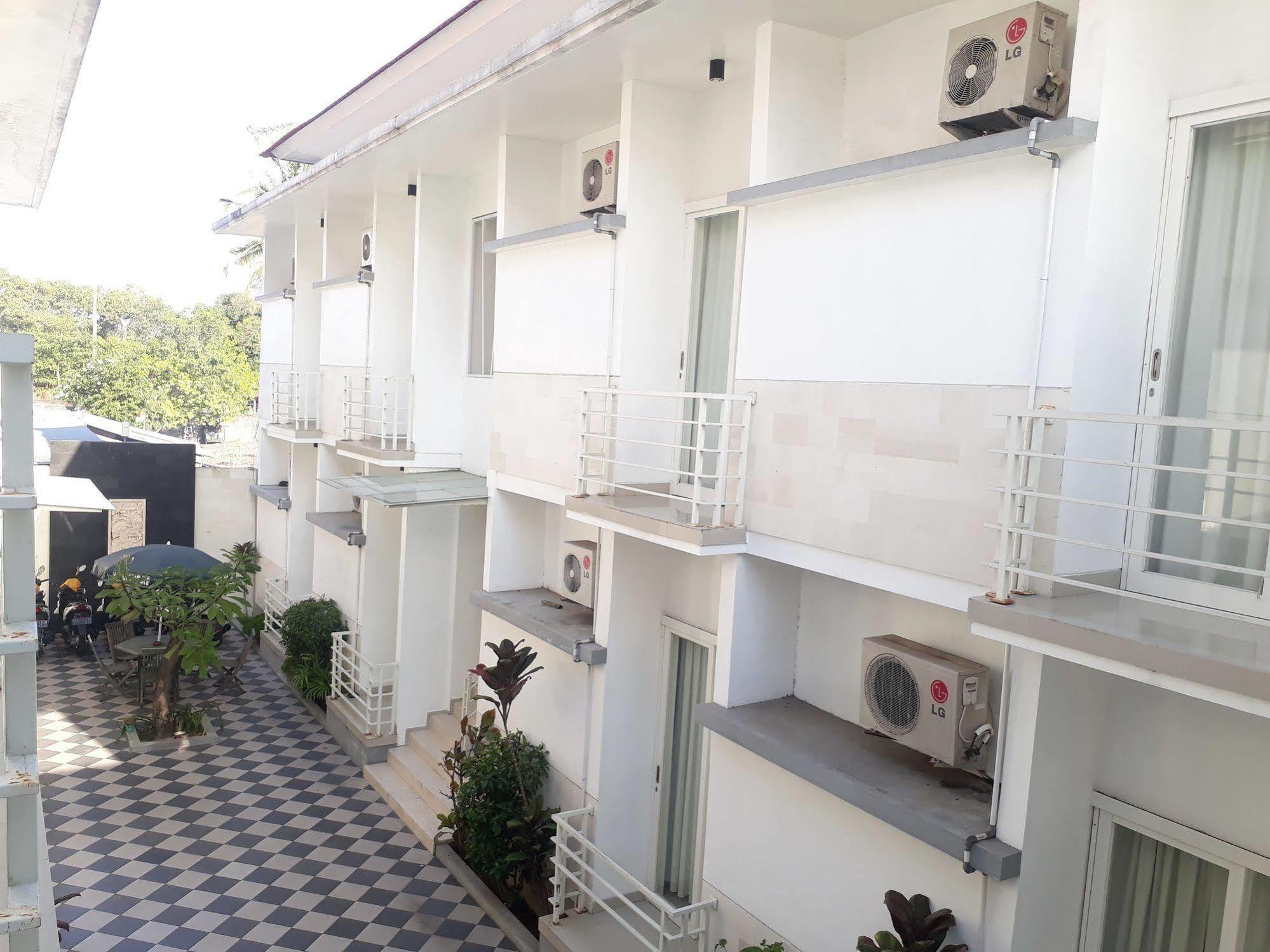 Kubu Anyar Hotel كوتا المظهر الخارجي الصورة