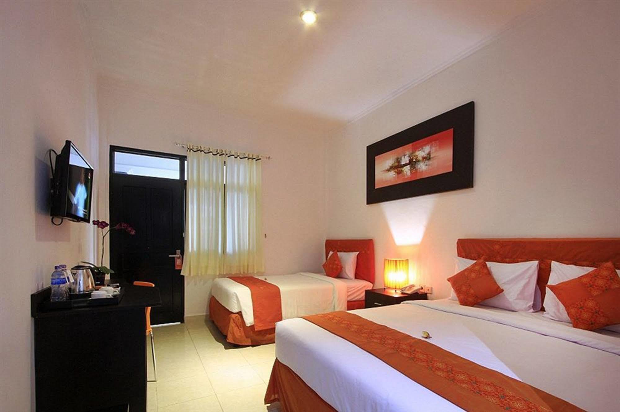 Kubu Anyar Hotel كوتا المظهر الخارجي الصورة